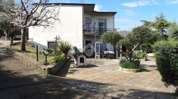casa indipendente in vendita a San Giorgio del Sannio