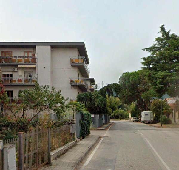 locale commerciale in vendita a San Giorgio del Sannio