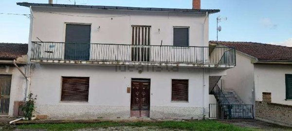 casa semindipendente in vendita a San Giorgio del Sannio