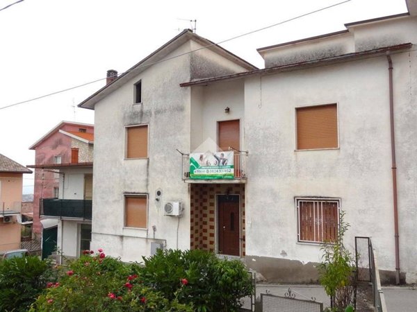 casa semindipendente in vendita a San Giorgio del Sannio