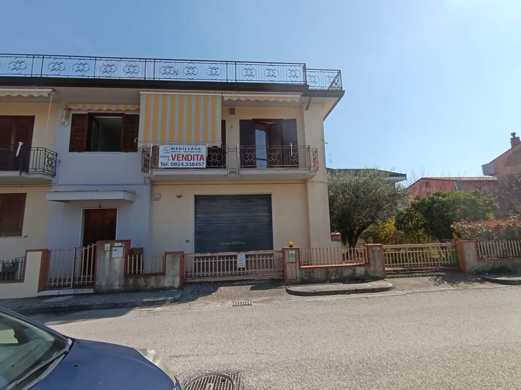 casa semindipendente in vendita a San Giorgio del Sannio