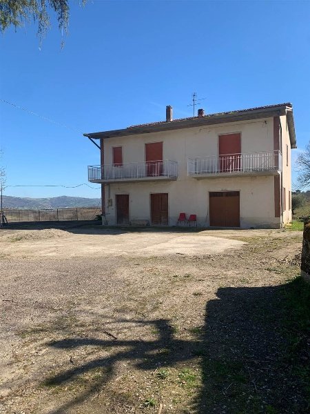 casa indipendente in vendita a San Giorgio del Sannio