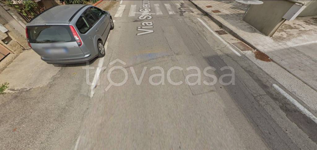 locale commerciale in vendita a San Giorgio del Sannio