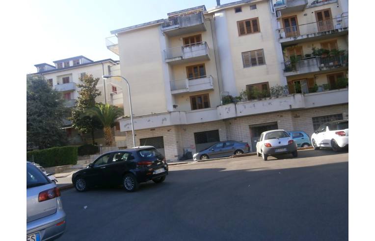 locale commerciale in vendita a San Giorgio del Sannio