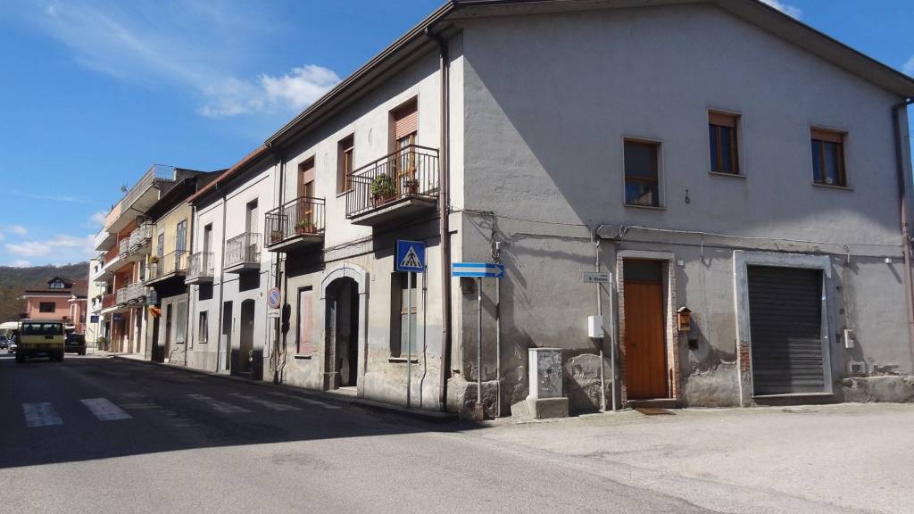 negozio in vendita a San Giorgio del Sannio