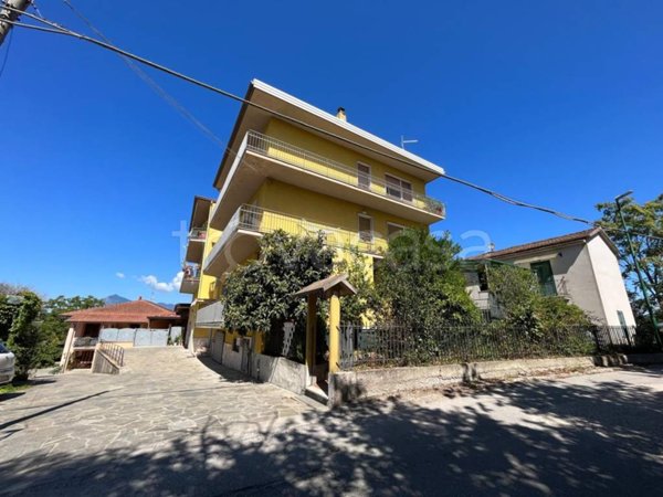 appartamento in vendita a San Leucio del Sannio in zona San Marcello