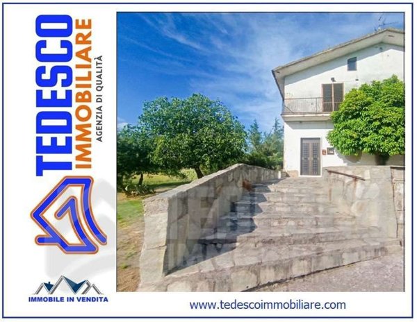 esavano in vendita a San Lorenzello