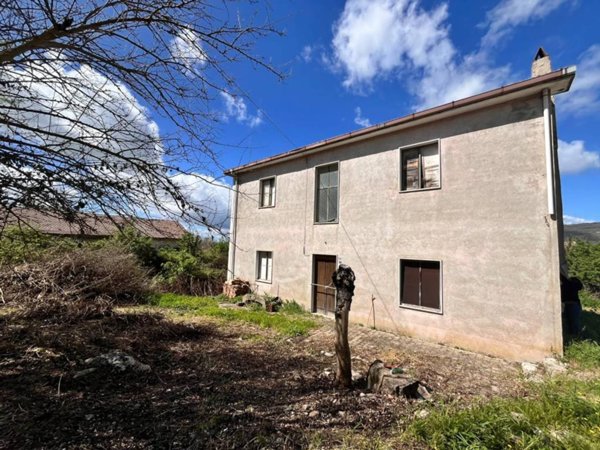 casa indipendente in vendita a San Marco dei Cavoti