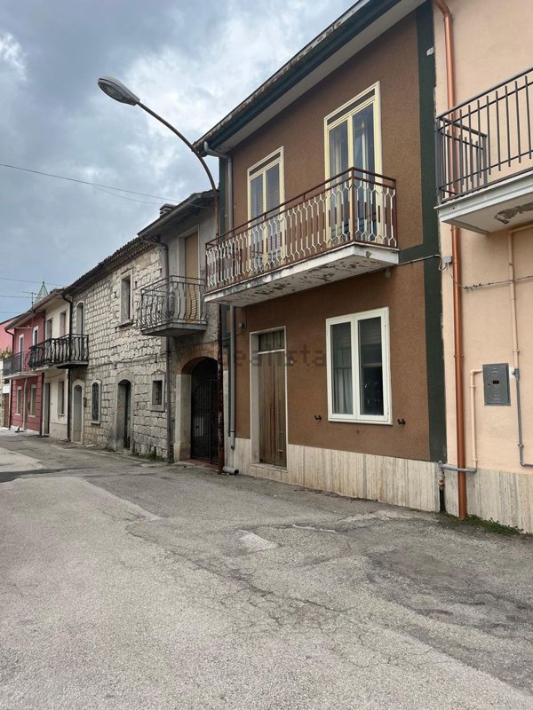 casa indipendente in vendita a San Marco dei Cavoti