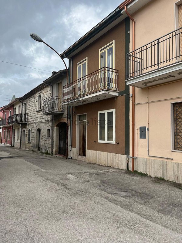 casa indipendente in vendita a San Marco dei Cavoti
