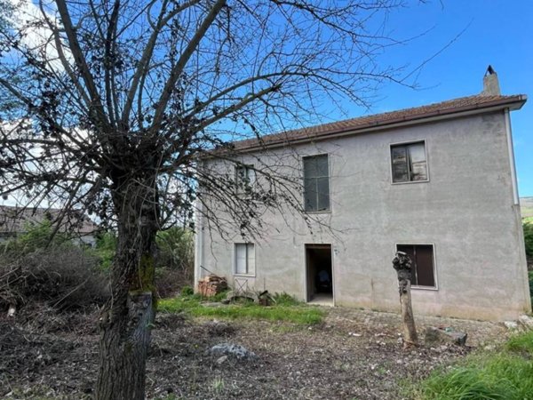 casa indipendente in vendita a San Marco dei Cavoti