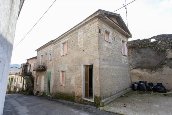 casa indipendente in vendita a San Martino Sannita in zona Cucciano