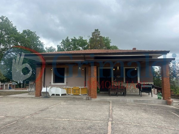 casa indipendente in vendita a San Martino Sannita