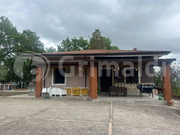 casa indipendente in vendita a San Martino Sannita