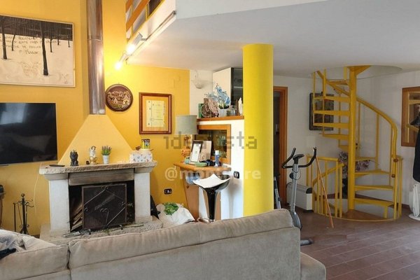 casa indipendente in vendita a San Martino Sannita in zona Lentace