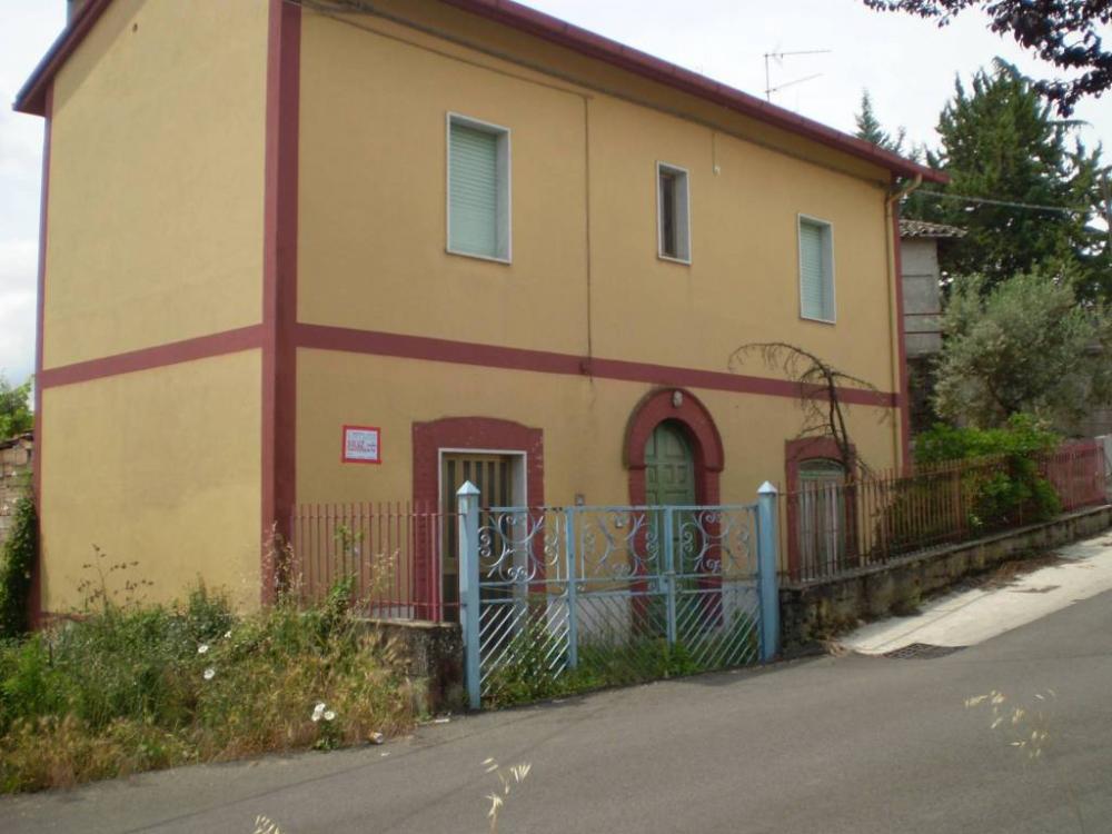 casa indipendente in vendita a San Martino Sannita in zona Mancusi