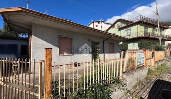 casa indipendente in vendita a San Martino Sannita in zona San Giacomo