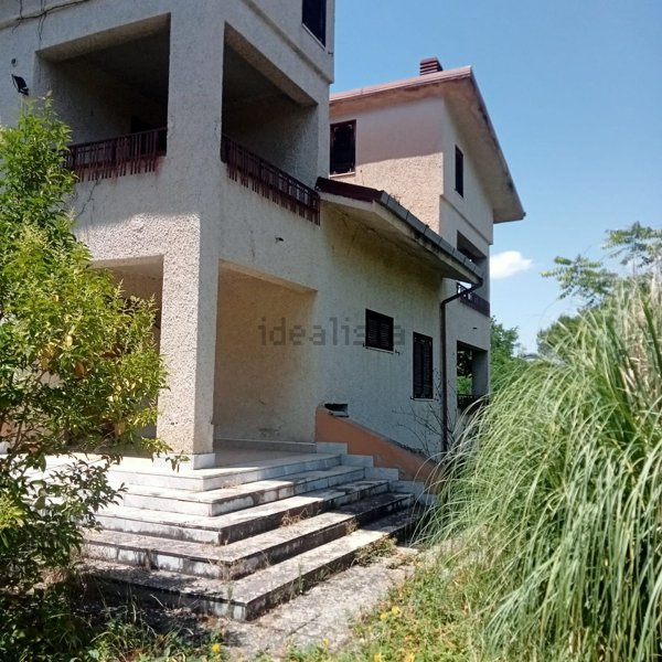 casa indipendente in vendita a San Martino Sannita