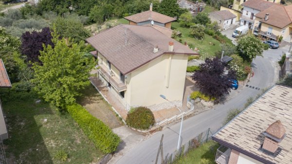 casa indipendente in vendita a San Nazzaro