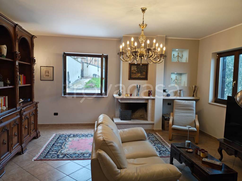 casa indipendente in vendita a San Nazzaro