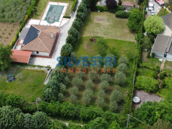 terreno edificabile in vendita a San Nicola Manfredi