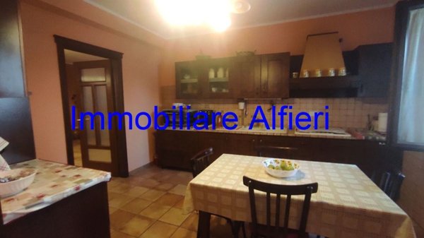 casa indipendente in vendita a San Nicola Manfredi in zona Iannassi