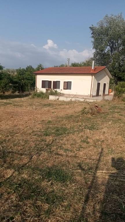 casa indipendente in vendita a San Nicola Manfredi