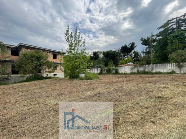 casa indipendente in vendita a San Nicola Manfredi in zona Santa Maria Ingrisone