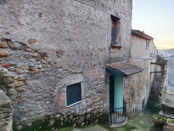 casa indipendente in vendita a San Nicola Manfredi in zona Santa Maria a Toro