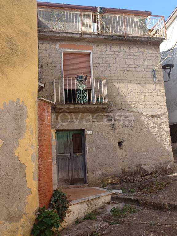 casa indipendente in vendita a San Nicola Manfredi in zona Santa Maria a Toro