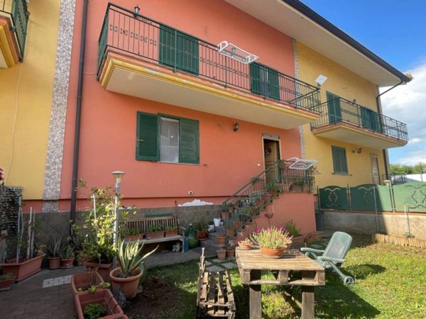casa indipendente in vendita a San Nicola Manfredi in zona Santa Maria Ingrisone