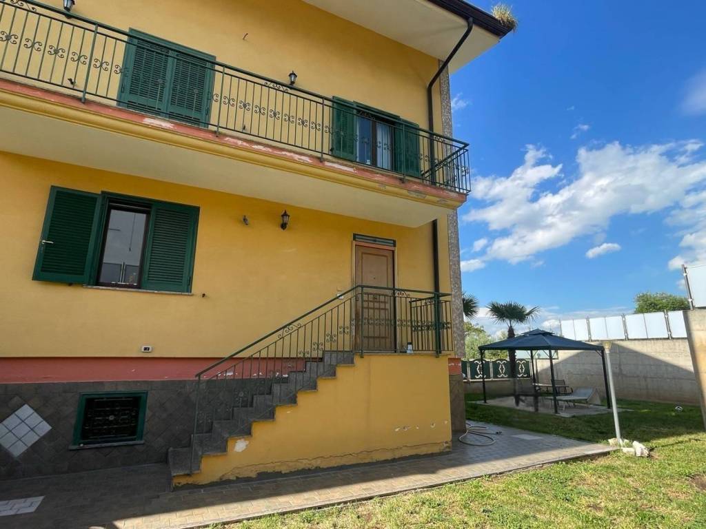 villa in vendita a San Nicola Manfredi in zona Santa Maria Ingrisone