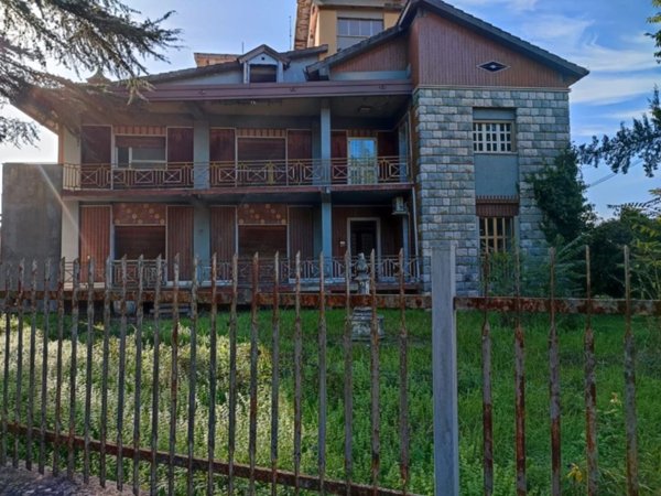 casa indipendente in vendita a San Nicola Manfredi