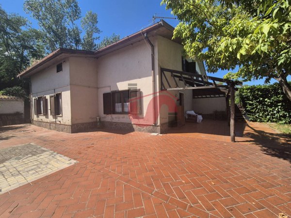 casa indipendente in vendita a San Nicola Manfredi in zona Iannassi