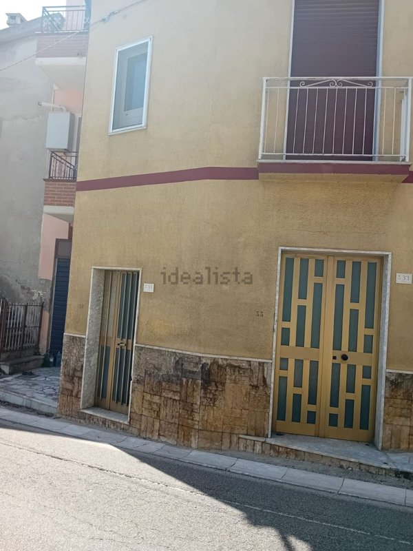 casa indipendente in vendita a San Nicola Manfredi in zona Iannassi