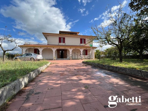 casa indipendente in vendita a San Salvatore Telesino