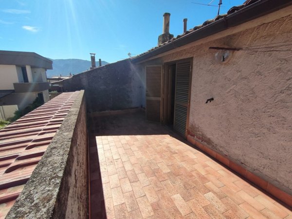 casa indipendente in vendita a San Salvatore Telesino