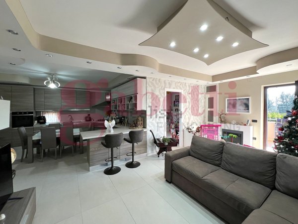 casa indipendente in vendita a San Salvatore Telesino