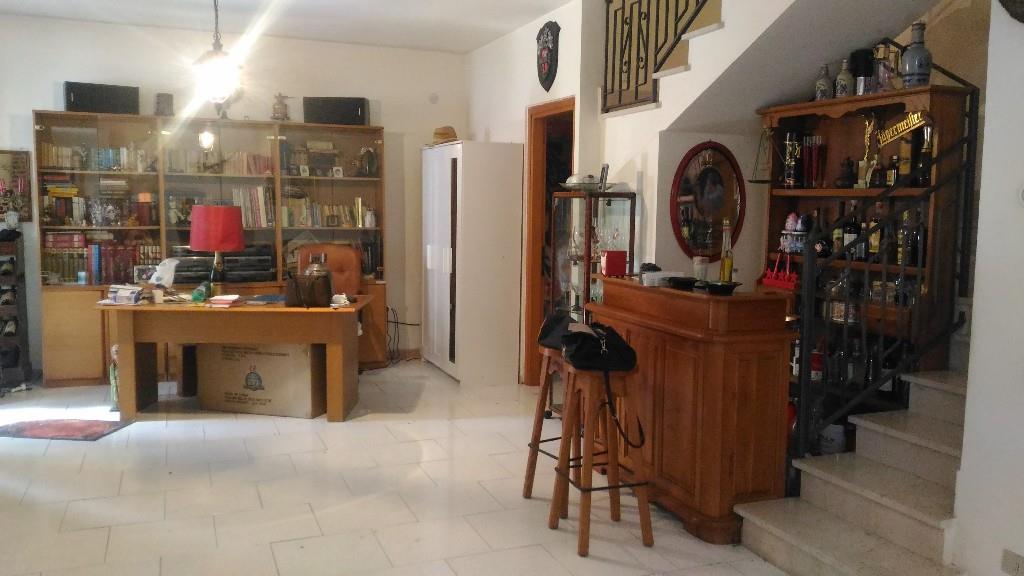 casa indipendente in vendita a Santa Croce del Sannio