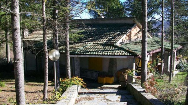 casa indipendente in vendita a Santa Croce del Sannio