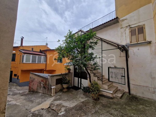 appartamento in vendita a Sant'Agata de' Goti in zona Faggiano
