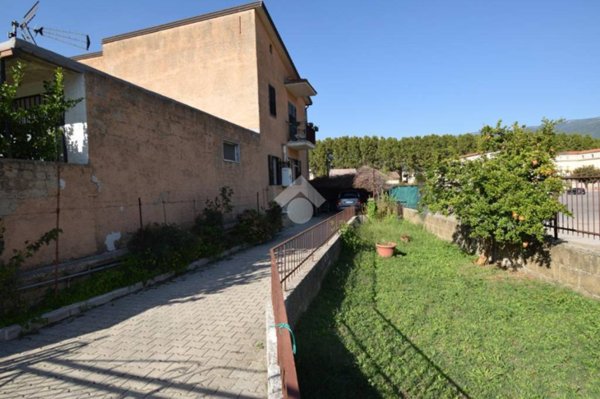 casa indipendente in vendita a Sant'Agata de' Goti
