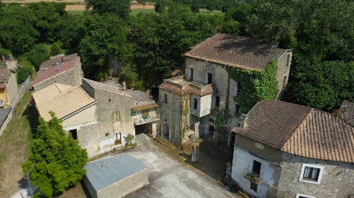 casa indipendente in vendita a Sant'Agata de' Goti in zona Presta