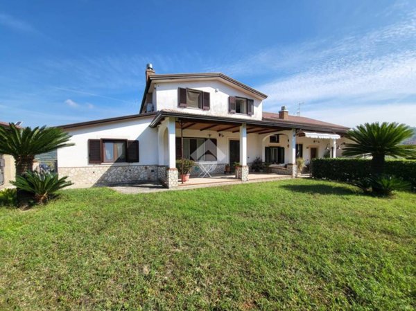 casa indipendente in vendita a Sant'Agata de' Goti