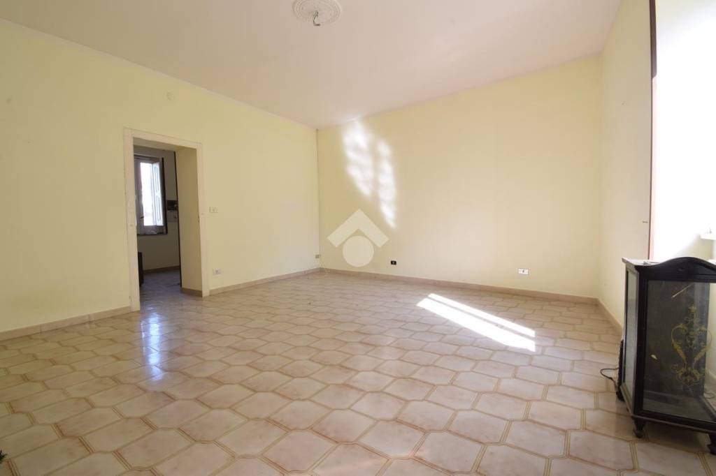casa indipendente in vendita a Sant'Agata de' Goti in zona Faggiano