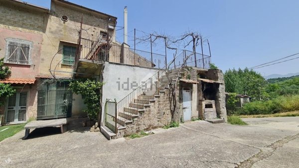 pentavano in vendita a Sant'Agata de' Goti