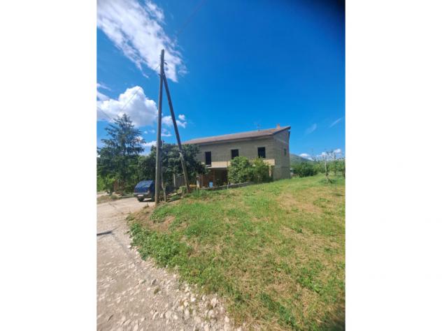 casa indipendente in vendita a Sant'Agata de' Goti