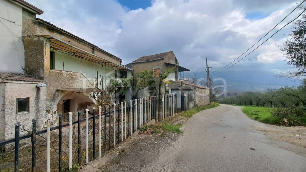 casa indipendente in vendita a Sant'Agata de' Goti