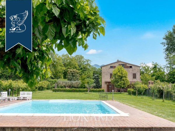 casa indipendente in vendita a Sant'Agata de' Goti in zona Sant'Anna