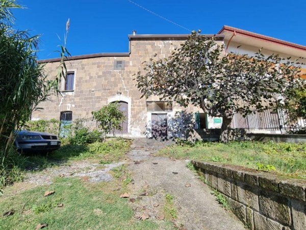 casa indipendente in vendita a Sant'Agata de' Goti in zona Faggiano